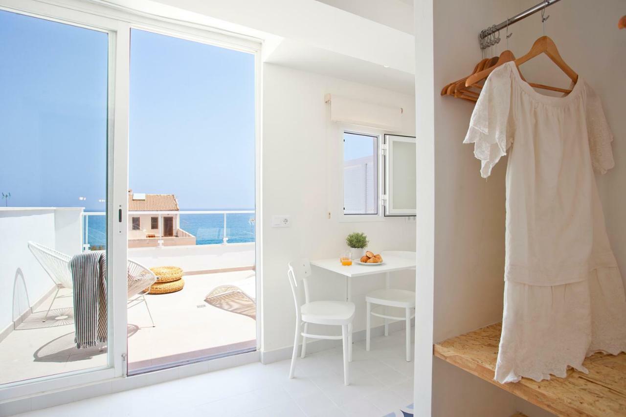 Bj Cala Morlanda Estudios (Adults Only) S'Illot  Buitenkant foto