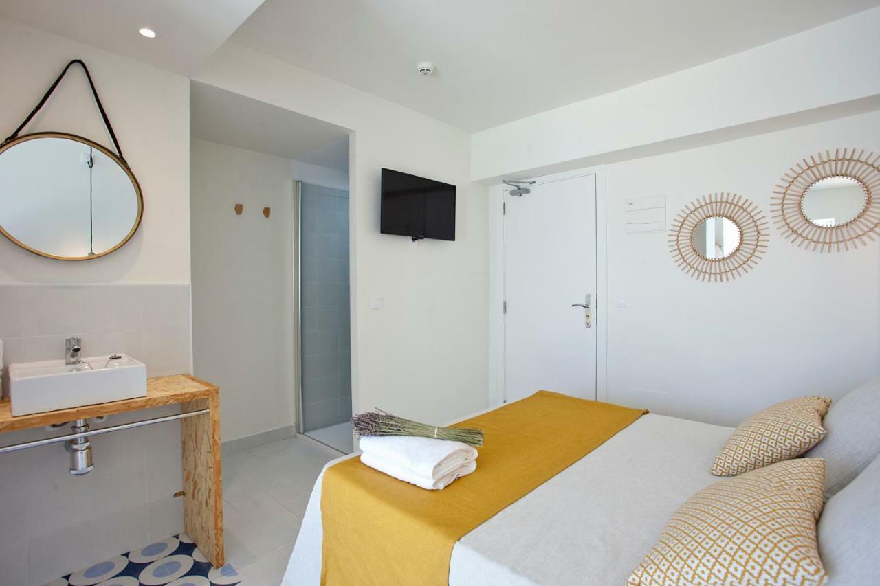 Bj Cala Morlanda Estudios (Adults Only) S'Illot  Buitenkant foto